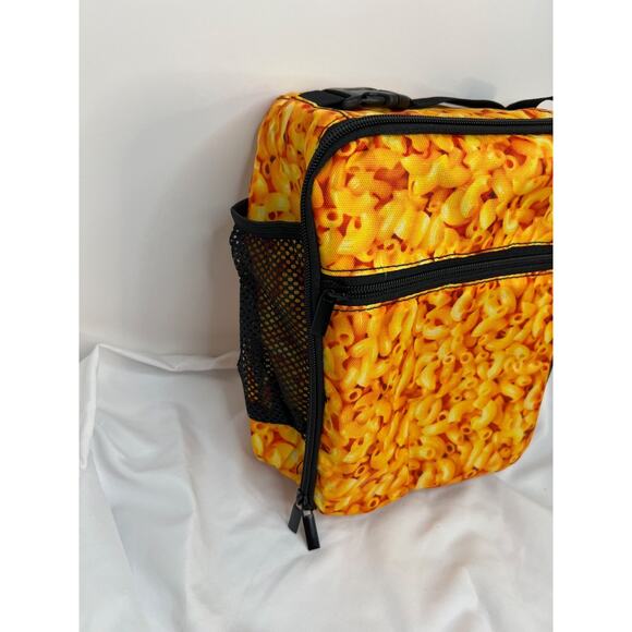 Mac and Cheese Lunchbox! - Picture 2 of 6